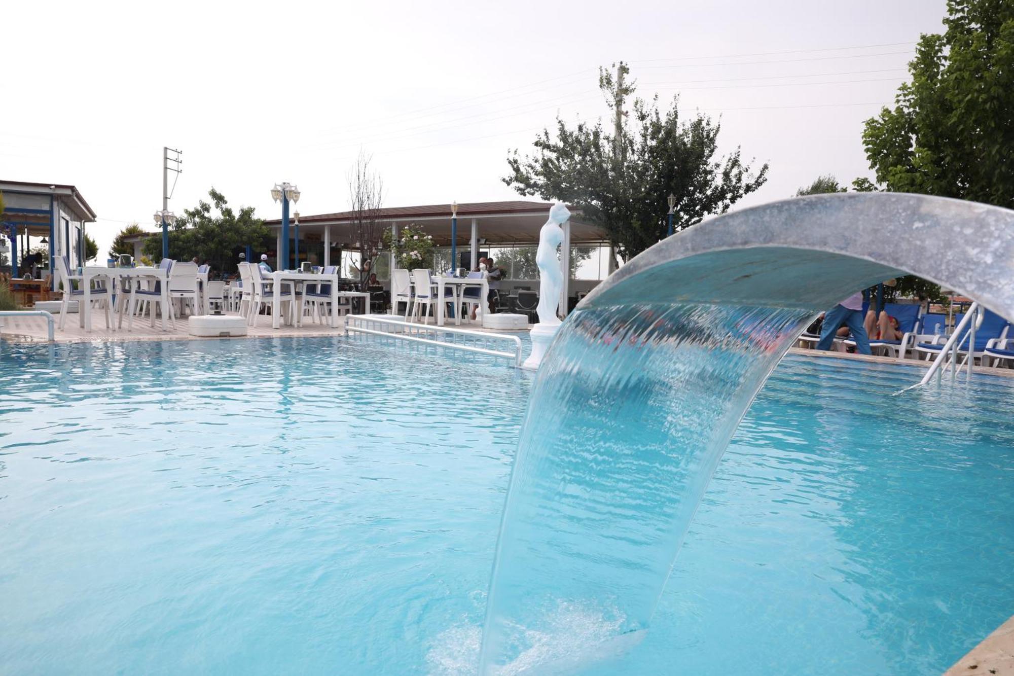 Mavi Restaurant & 1 Apartment *